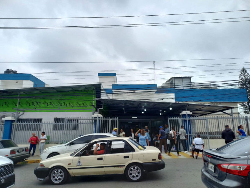 Detenidos Cuatro Exdirectivos del Instituto Oncológico Regional del Cibao Tras Operativos en Santiago