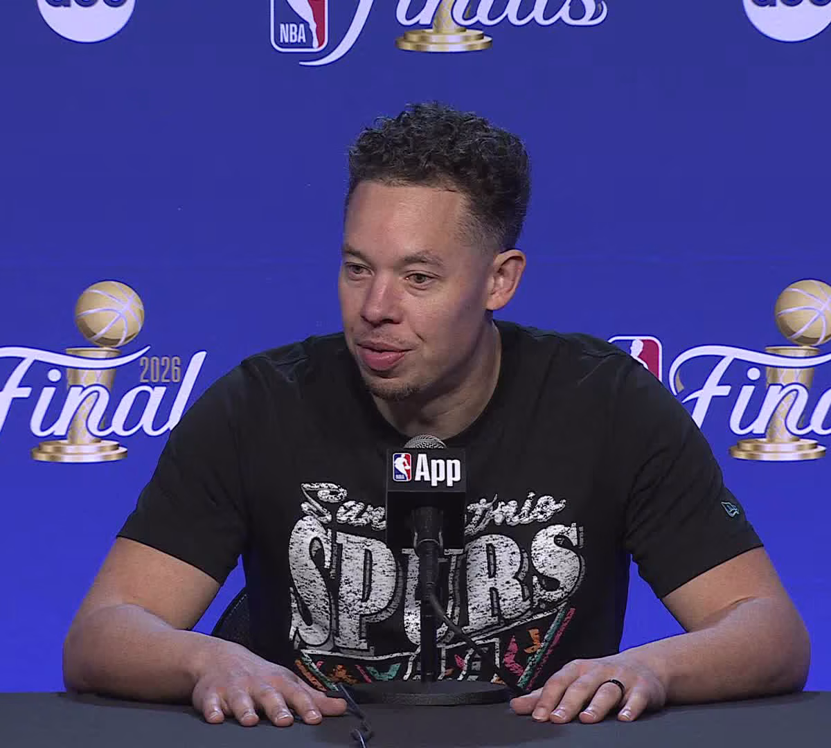Mitch Johnson de los Spurs: «Los cuatro encuentros eran completamente posibles de ganar»