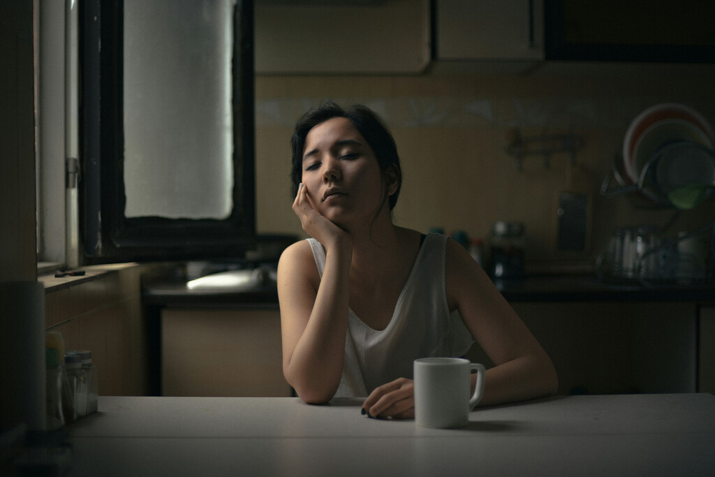 El café de la tarde, un saboteador silencioso del sueño: la ciencia revela su impacto