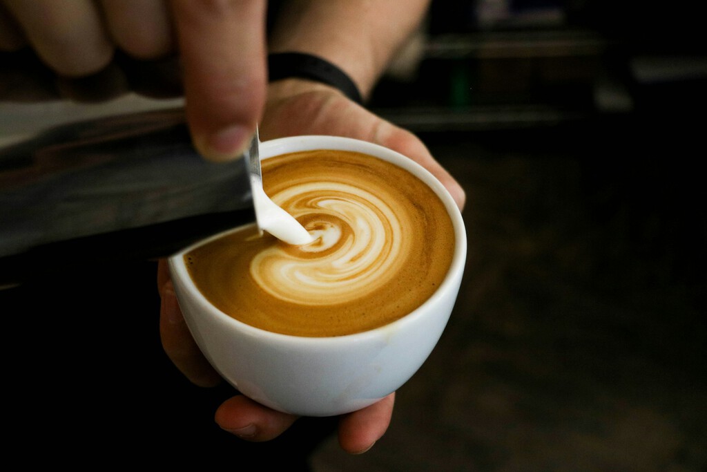 El consumo de café: ¿Placer o dependencia? Expertos aclaran la delgada línea