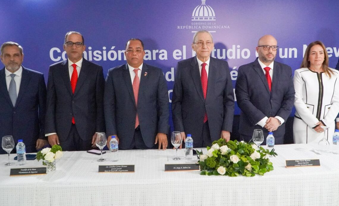 Comisión propone edificar nuevo estadio de béisbol con estándares de Grandes Ligas en Ensanche La Fe