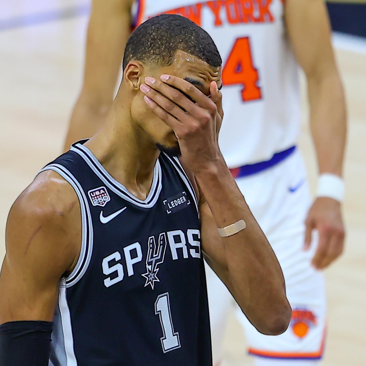 Wembanyama revela la crítica de Popovich: «Lo hiciste mal y eres superior a eso»