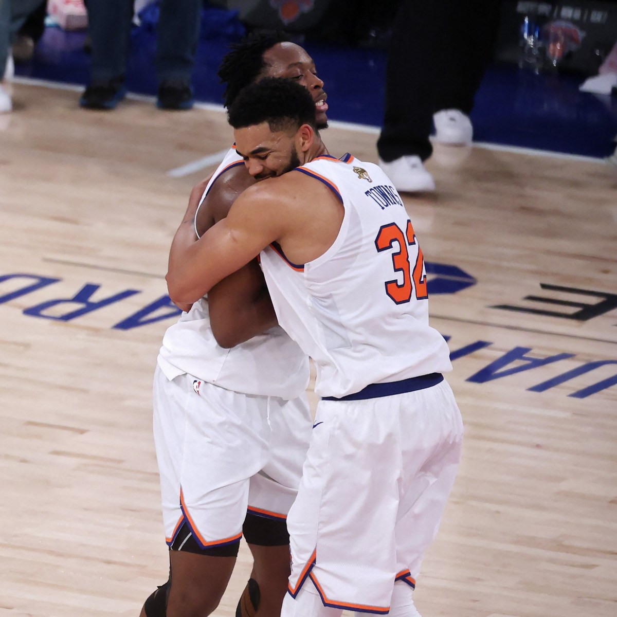 Los Knicks Consiguen una Remontada Épica y se Acercan al Título de la NBA Frente a los Spurs