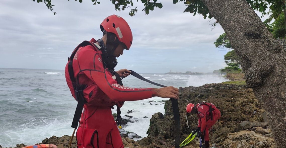 Localizan Cuerpo de Mujer Sin Vida en el Malecón de Santo Domingo
