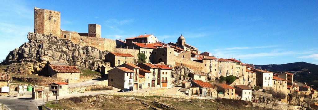 Puertomingalvo, Teruel: El pueblo de 130 habitantes que agotó sus alojamientos un año antes del eclipse solar