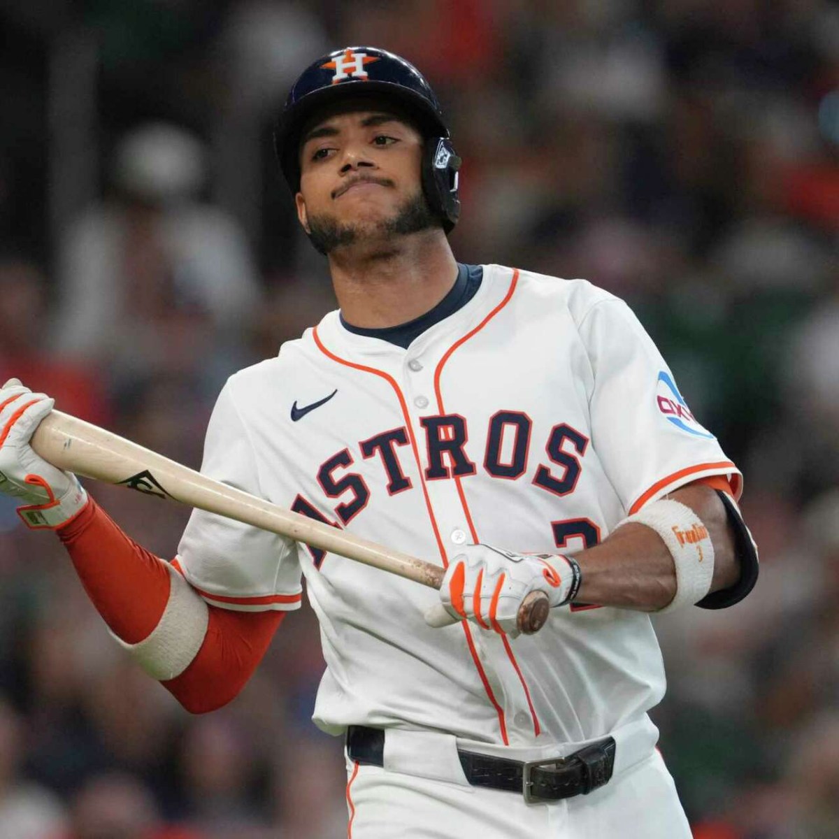 Jeremy Peña Ausente de la Alineación por Malestar en la Pierna Izquierda