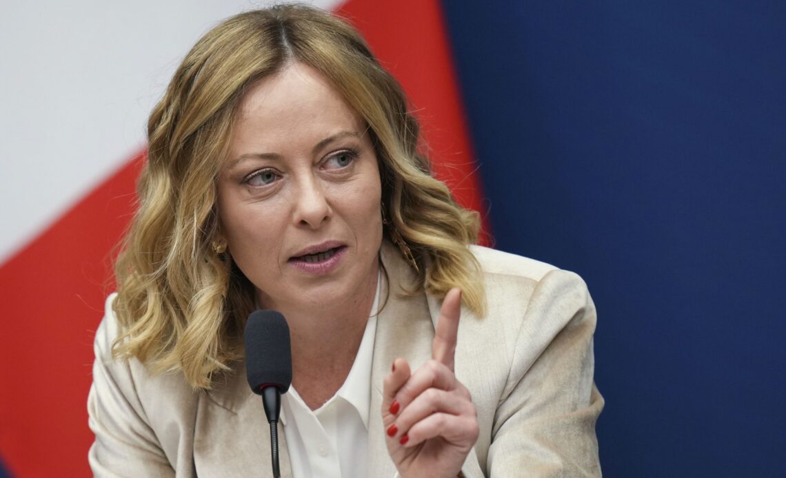 Italia Evalúa Suspender Schengen con España por Crisis Migratoria en Ceuta