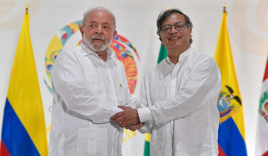 Petro Confirma a Lula Transición Pacífica del Poder en Colombia y Compromiso Democrático