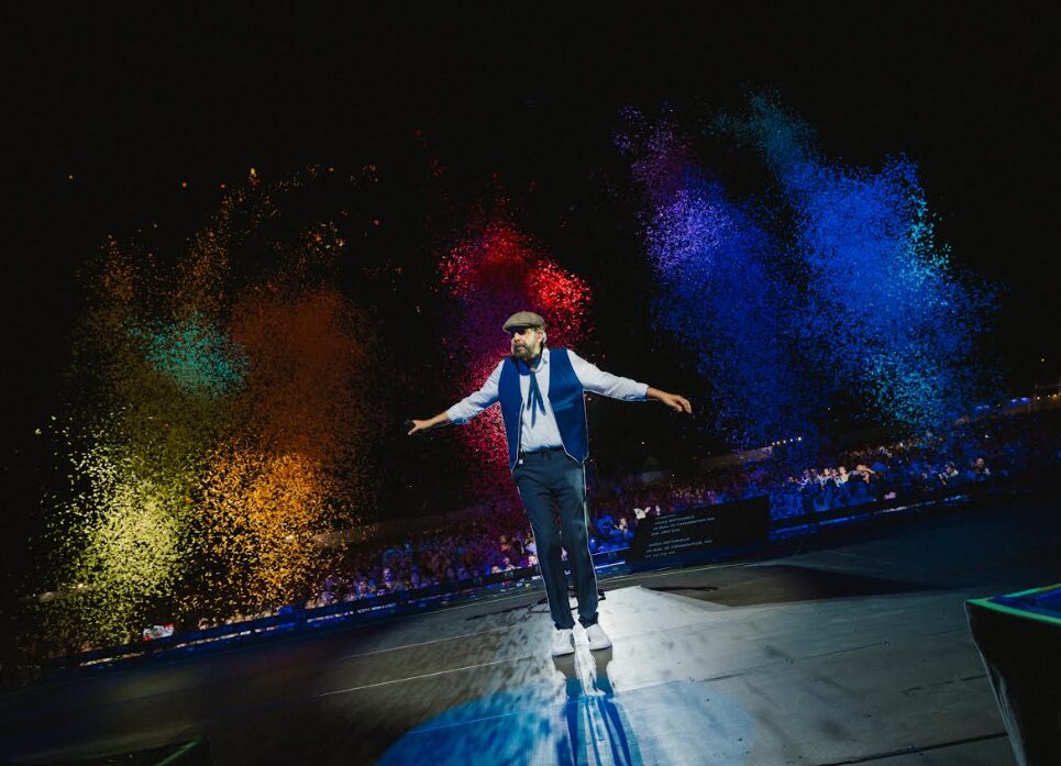 Juan Luis Guerra Agota Entradas en Son Fusteret, Mallorca, Pese al Calor y el Mundial