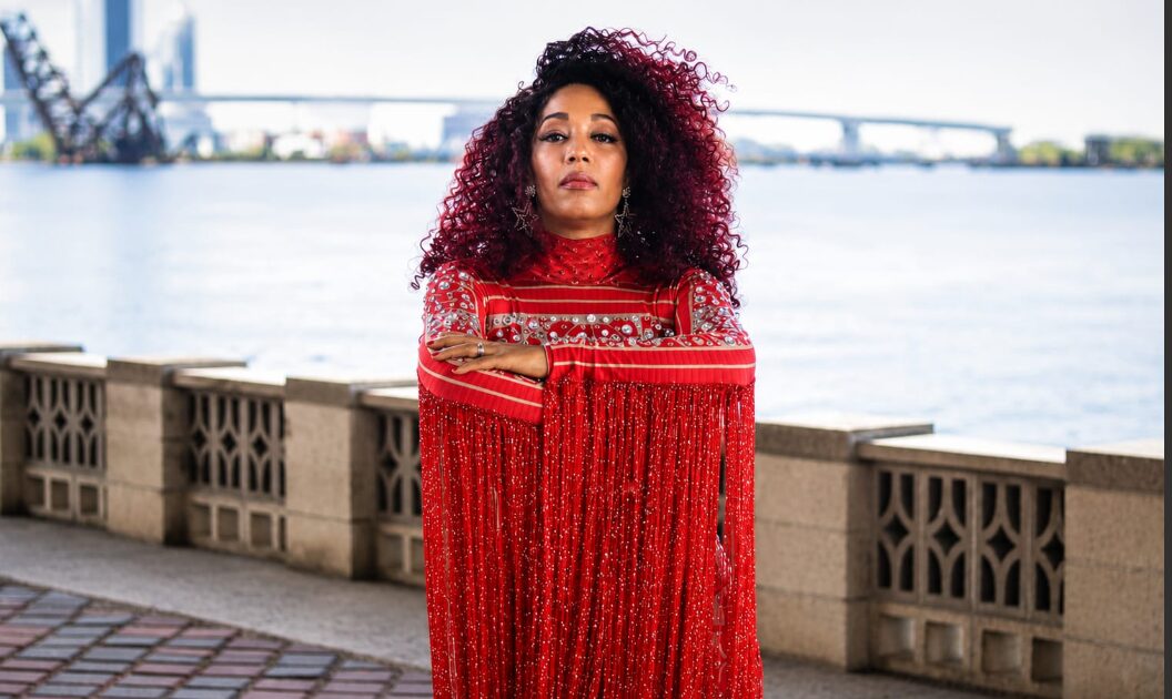 Awilda Quezada lanza los merengues «Verano en Candela» y «Sin Miedo»