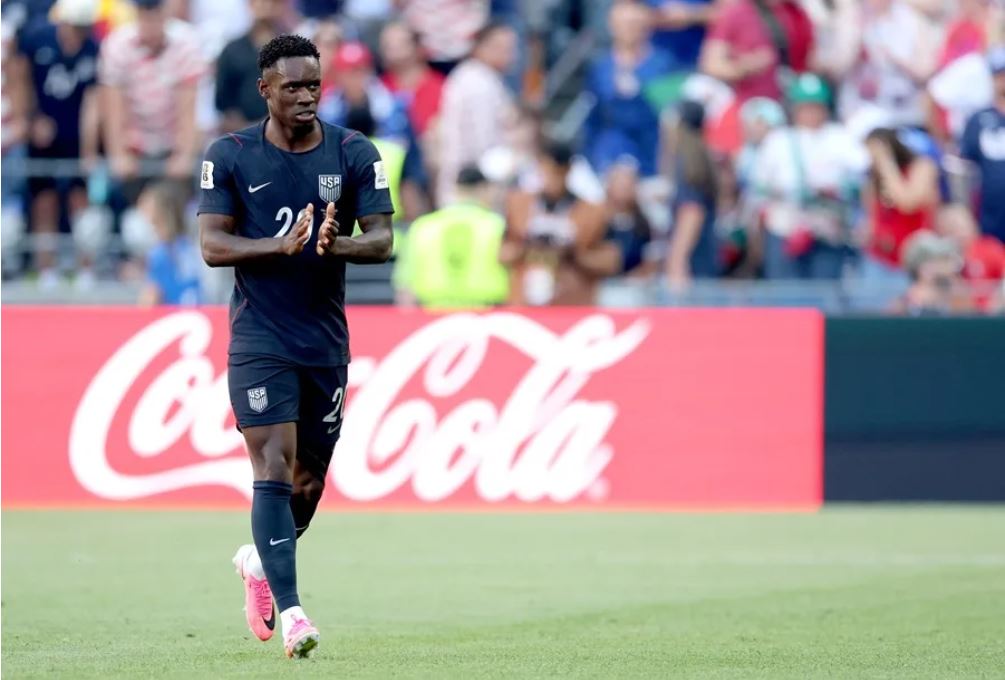 La FIFA Reafirma su Autonomía y Mantiene la Sanción Condicional a Balogun