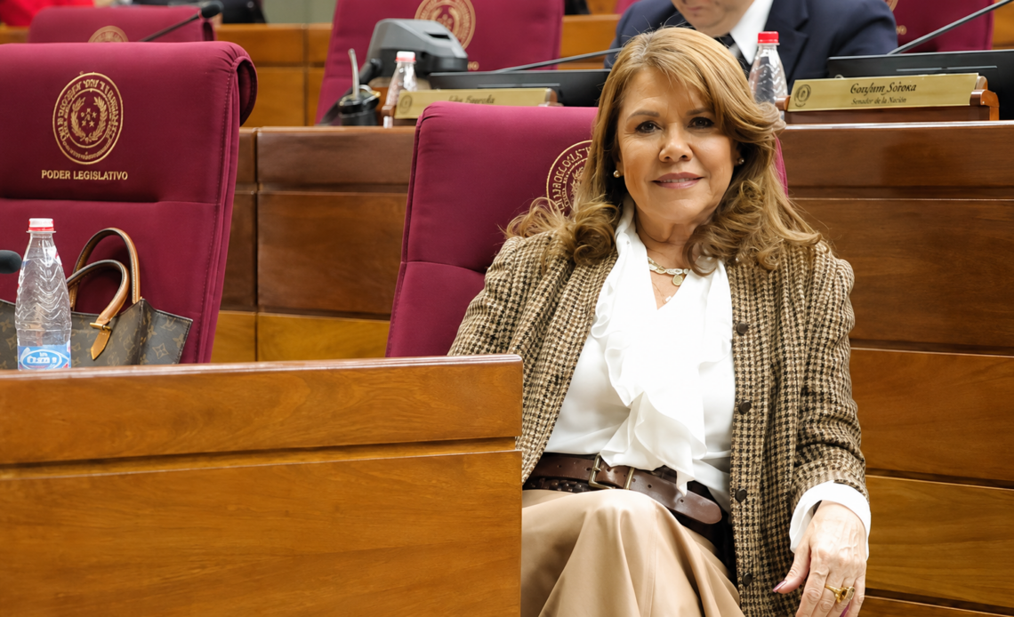 Celeste Amarilla Restablece Acceso a Instagram Tras Controversia por Declaraciones Contra Mbappé