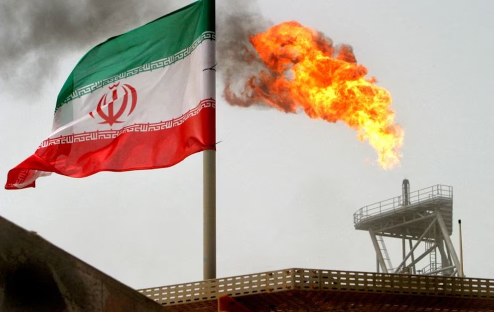 Estados Unidos anula autorización para la venta de crudo iraní tras incidentes en el Estrecho de Ormuz