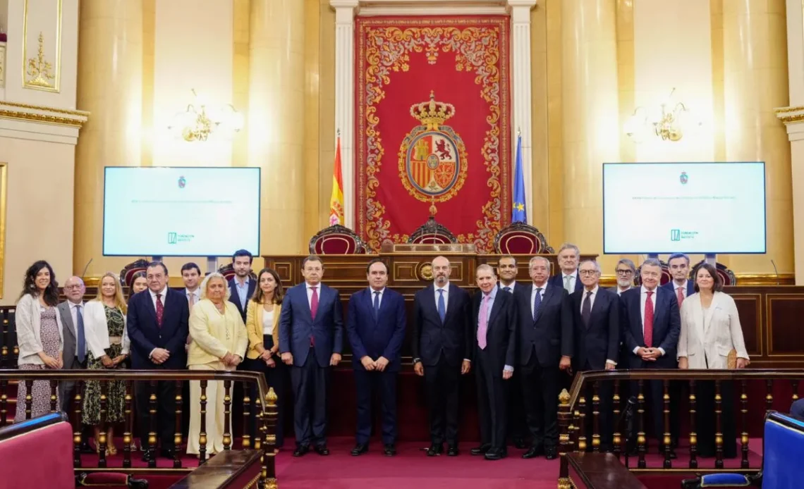 Edmundo González y María Corina Machado Honrados con el Premio de Convivencia en España