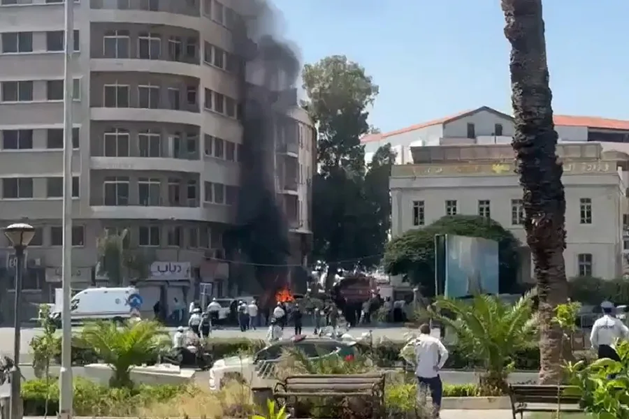 Explosiones en el centro de Damasco dejan 18 heridos durante visita presidencial francesa