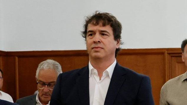Hermano de Pedro Sánchez Recibe Condena de Inhabilitación por Prevaricación