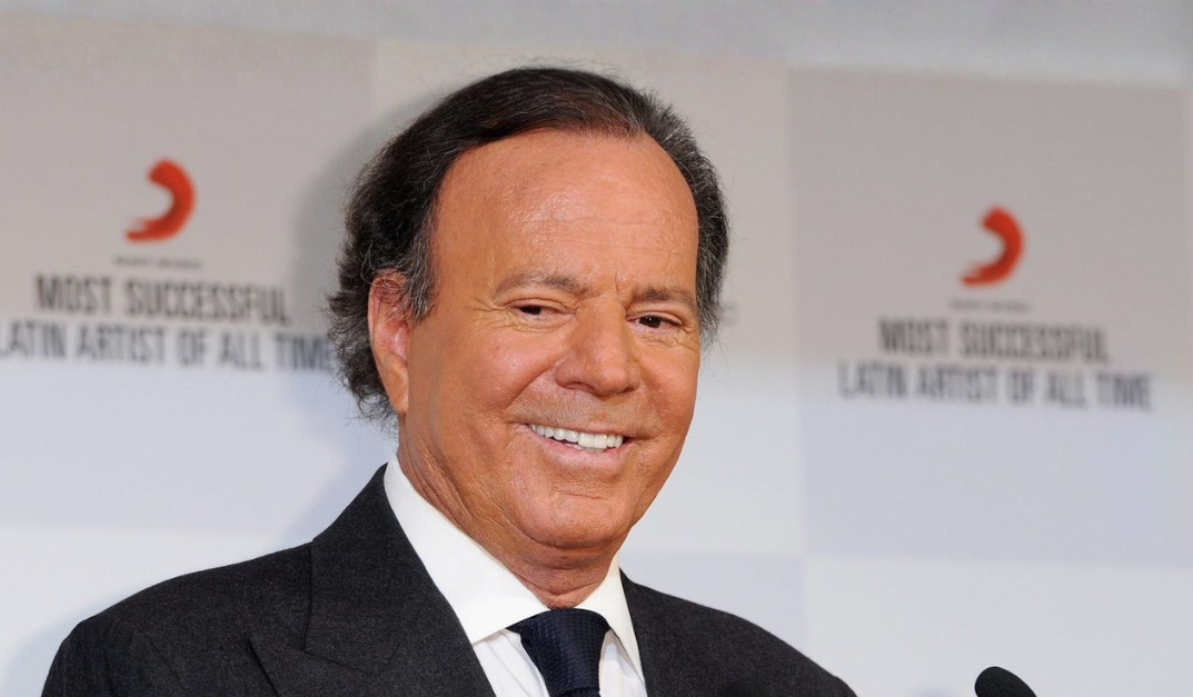 Julio Iglesias Demanda a elDiario.es y Periodistas por Presuntas Injurias y Calumnias