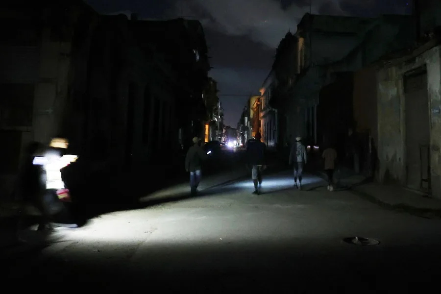 Cuba Experimenta un Segundo Apagón Nacional Esta Semana, el Cuarto del Año