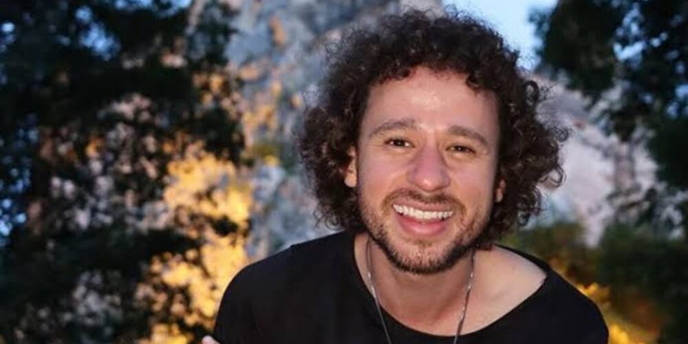 Luisito Comunica Enfrenta Críticas y Amenazas Tras Comentario Sobre Actuación de BTS en el Mundial 2026