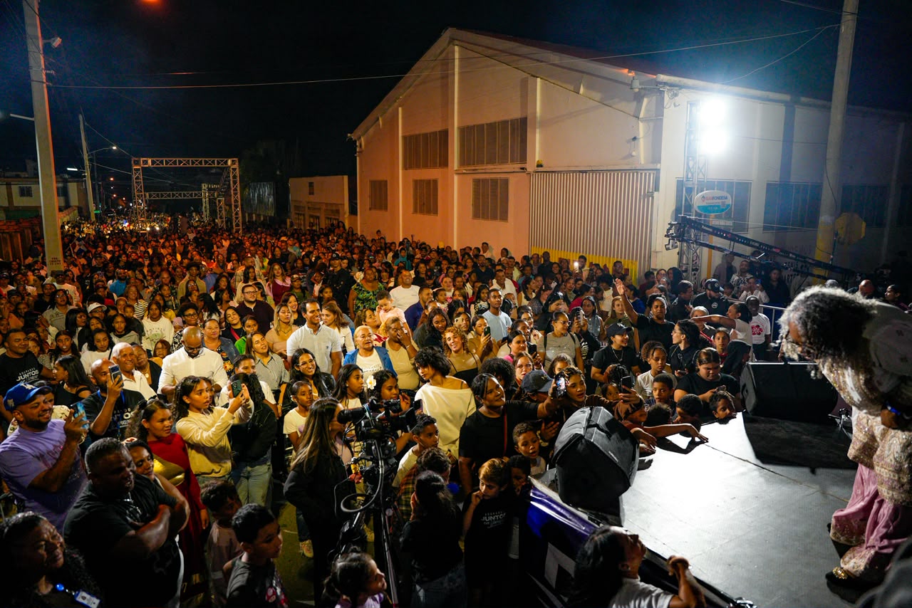 Constanza congrega a miles en concierto cristiano “Adorando Juntos” organizado por Reconocidos