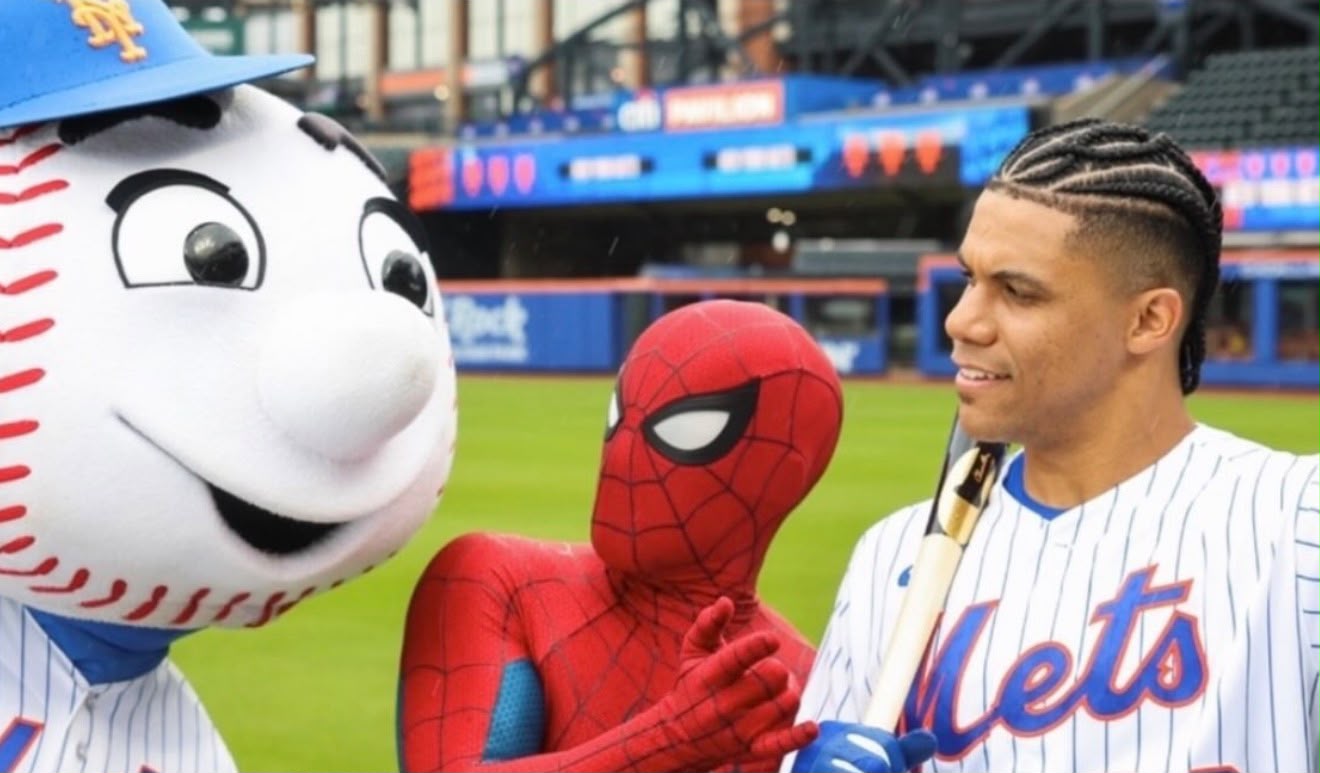 Juan Soto se une al universo de Spider-Man en una campaña publicitaria