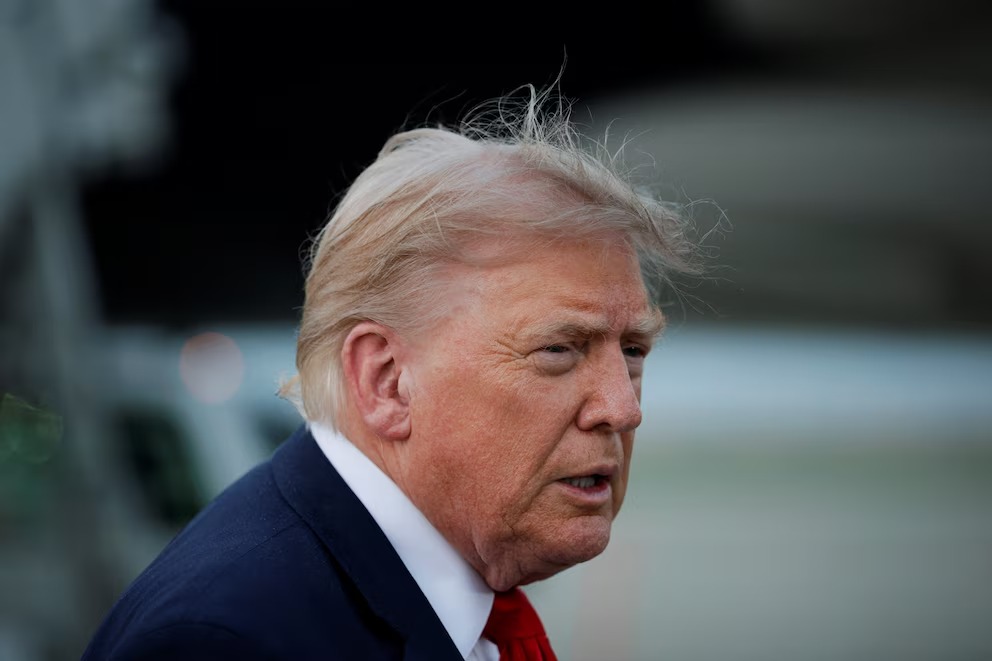 Trump Opta por Ofensiva Militar en Ormuz, Descartando Diplomacia con Irán