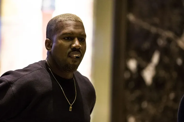 Controversia en Albania por la asignación de 4 millones de euros públicos para el concierto de Kanye West