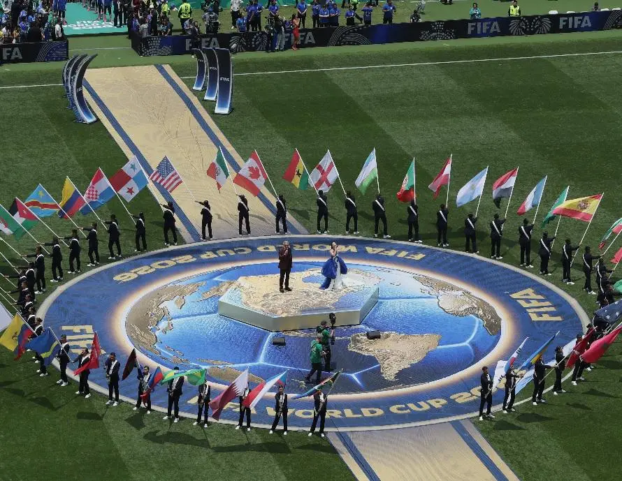 China Domina el Negocio del Fútbol Global Pese a la Ausencia en el Mundial