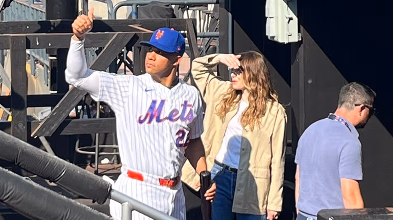 Juan Soto y Emma Stone Compartirán Pantalla en la Película ''The Catch''