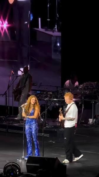 Shakira y Ed Sheeran Sorprenden a Fans con Dúo Inesperado en Concierto de Nueva York