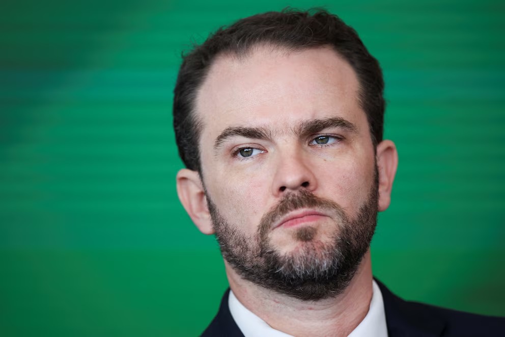 Ministro de Hacienda de Brasil intensifica conflicto diplomático con Argentina al referirse a Milei como “payaso”