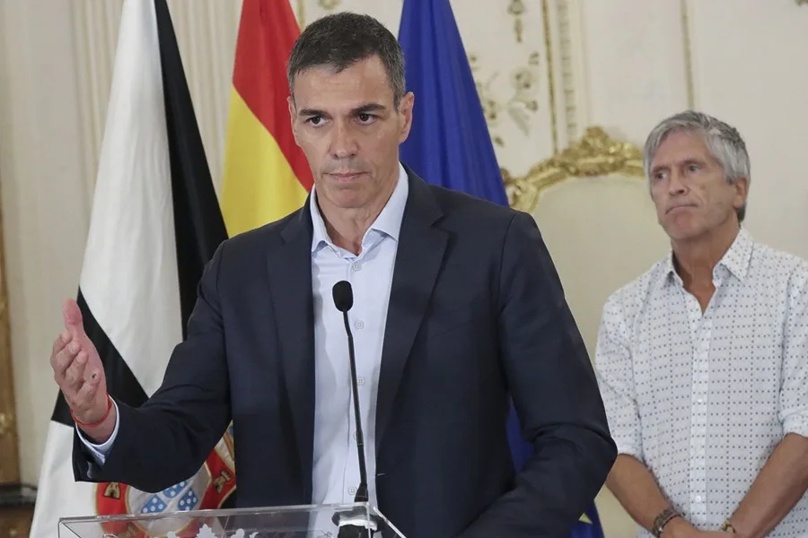 Sánchez Denuncia la Crisis Migratoria en Ceuta como Agresión a la Soberanía Española