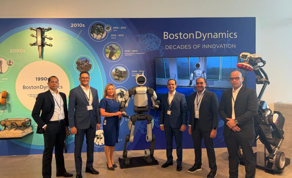 El Sistema 911 de República Dominicana Evalúa la Incorporación de Robots de Boston Dynamics para la Atención de Emergencias