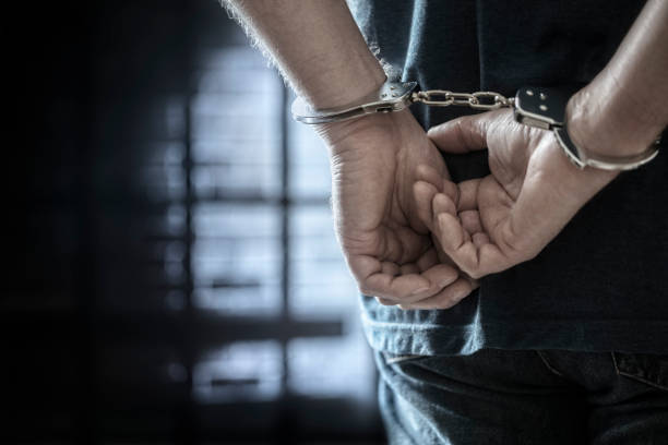 Arrestan a Miembro Dominicano de los ''Latin Kings'' por Homicidio en Milán