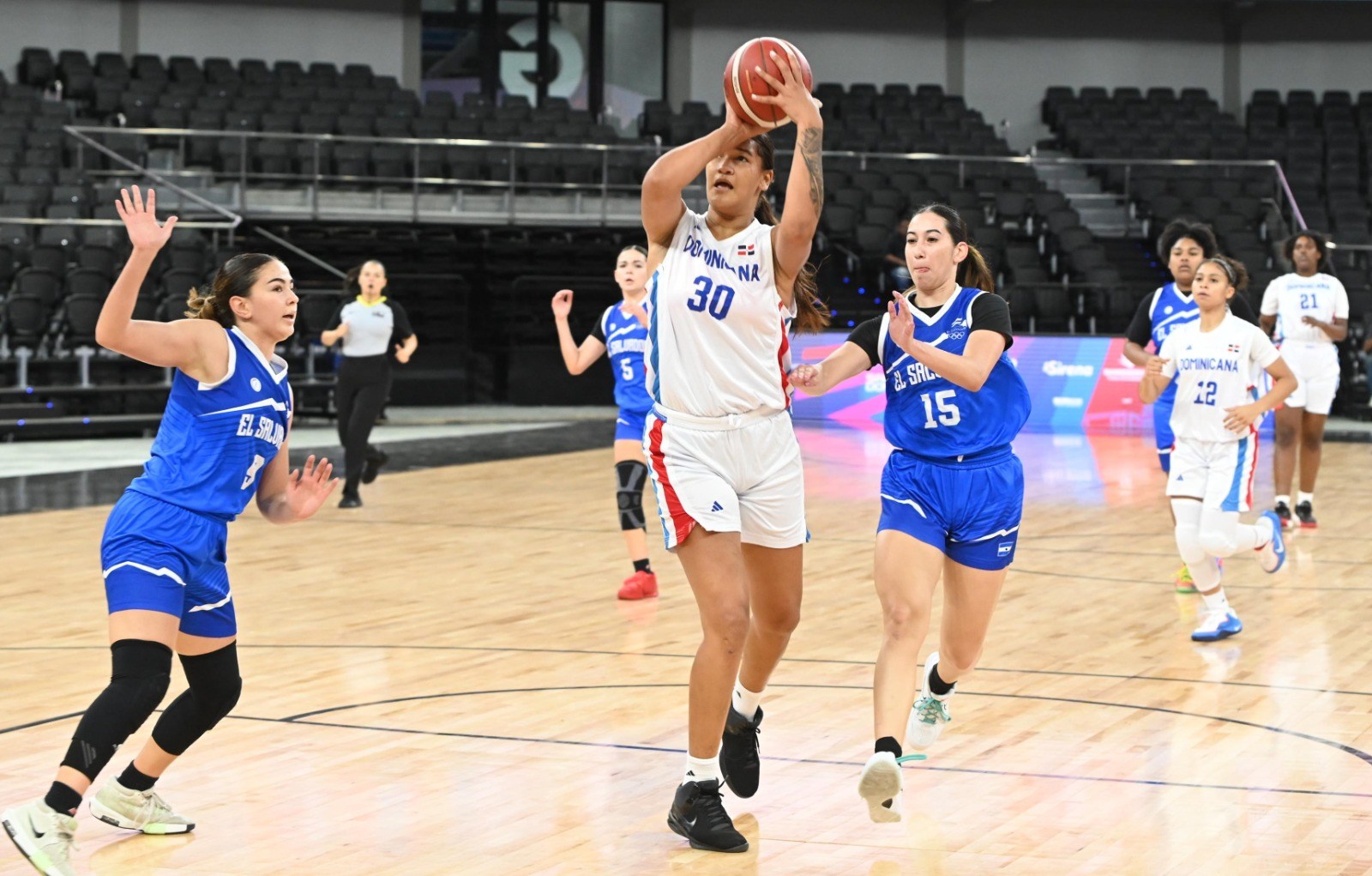 República Dominicana avanza hacia la obtención de medalla en baloncesto femenino de los JCC 2026