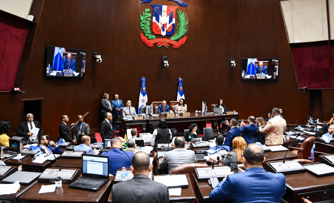 Diputados aprueban en segunda lectura nuevo Código Penal, a pesar del rechazo opositor