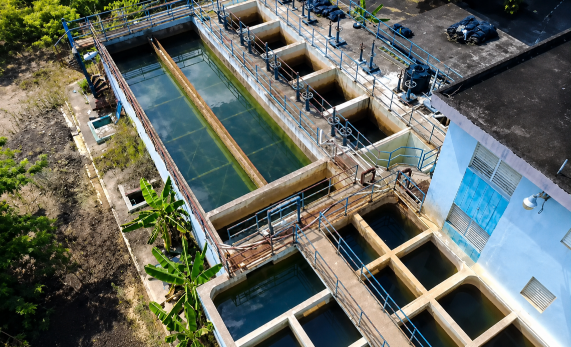 Habitantes de Samaná Enfrentan Más de un Mes Sin Acceso a Agua Potable