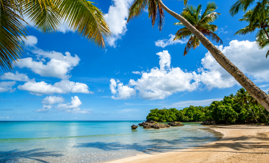Turismo Insiste en la Libre Circulación a Playas Públicas