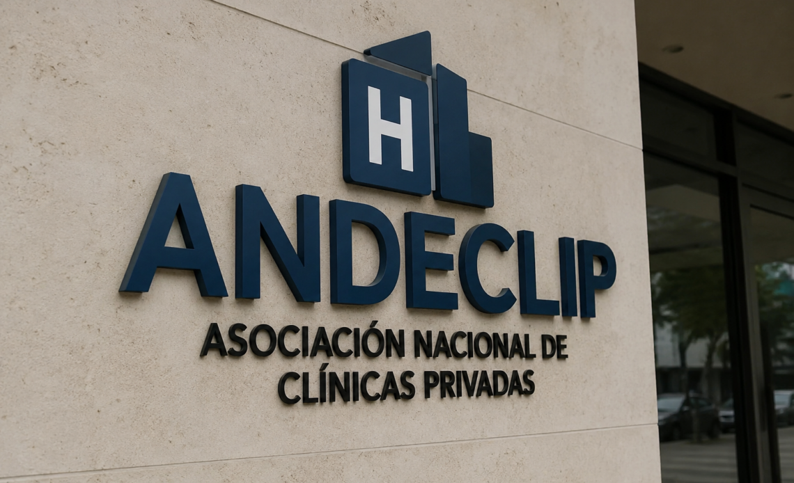 Clínicas Privadas Interrumpen Servicios a Dos Aseguradoras por Desacuerdo Tarifario