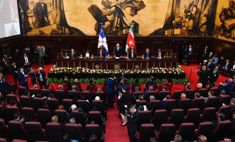 Poder Ejecutivo Remite Propuesta al Congreso para Ajustar el Nuevo Código Penal