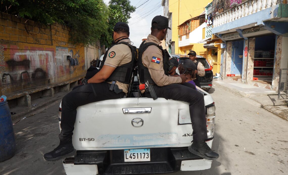 Intervenciones Antidrogas en Santo Domingo Norte: 20 Detenidos y Gran Cantidad de Estupefacientes Confiscados