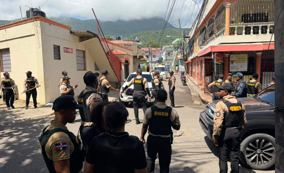 Operativo Antidrogas en Puerto Plata: Doce Arrestos y Más de Cuatro Kilos de Narcóticos Incautados