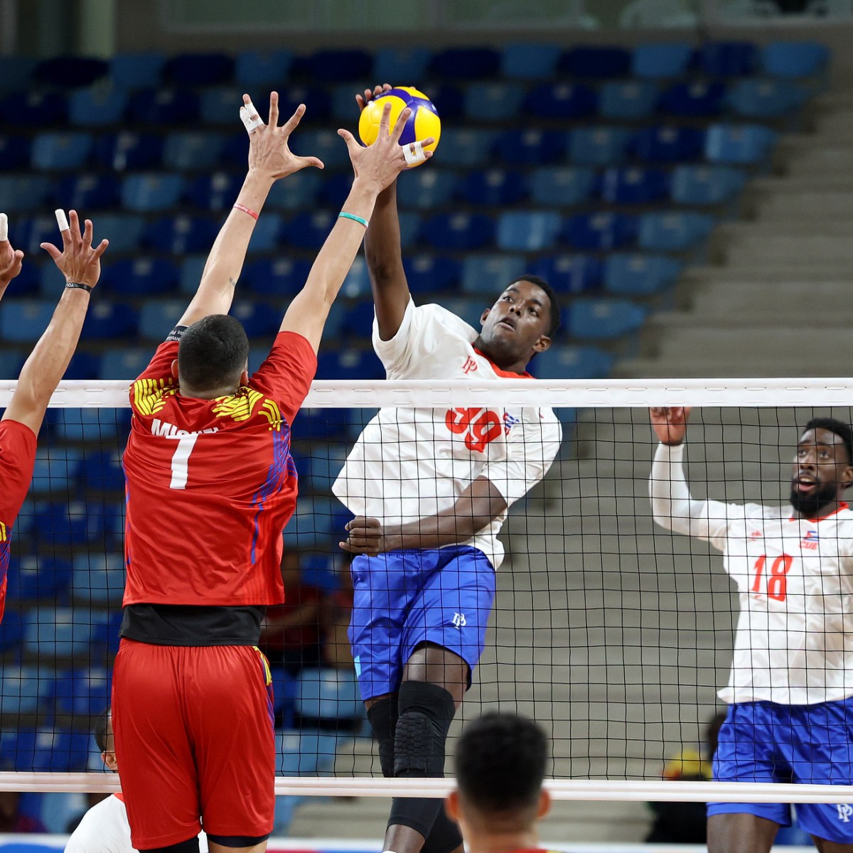 Cuba Asegura el Segundo Lugar en el Grupo ''B'' de Voleibol Masculino en Juegos Centroamericanos 2026 tras Victoria sobre Venezuel