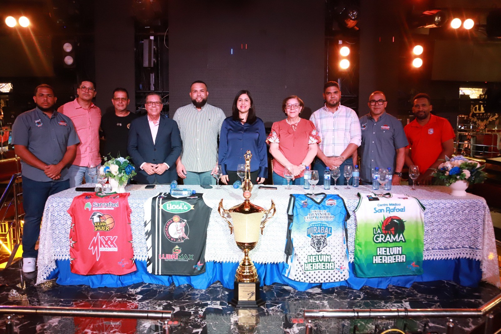 El XVI Torneo de Baloncesto Superior de Tenares 2026 se dedicará al Profesor José Salvador Cruz Paulino