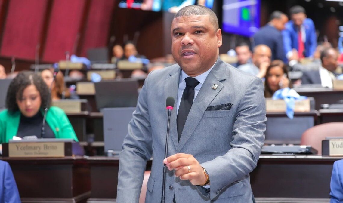 Diputado Ramón Raposo Votó en Contra del Nuevo Código Penal por Persistentes ''Debilidades''