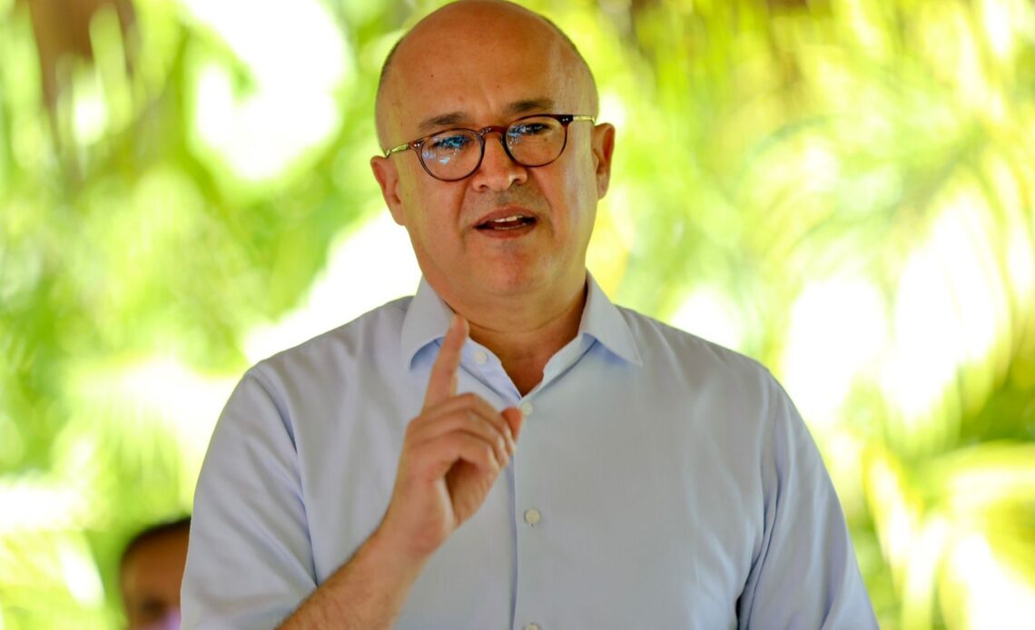 Exprocurador revela que ascensos en la Policía y Fuerzas Armadas se obtenían mediante pagos