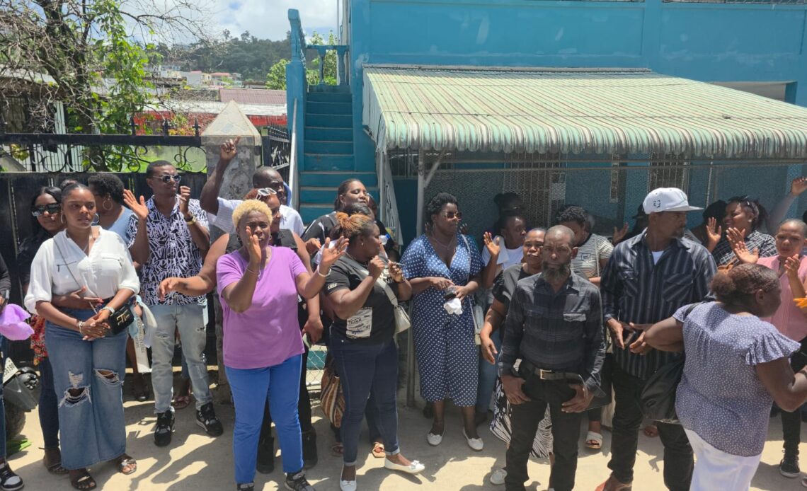Comunidad de Samaná Exige Captura de Acusado por Homicidio con Agua Hirviendo