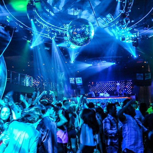 Tribunal Constitucional Anula Decreto de 2006 que Regulaba Horarios de Establecimientos Nocturnos y Venta de Alcohol
