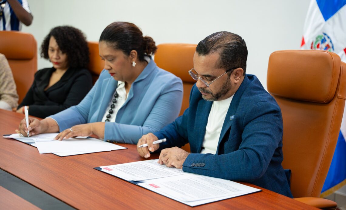 ITLA y la SARD Colaboran para Impulsar la Accesibilidad y la Inclusión en la República Dominicana