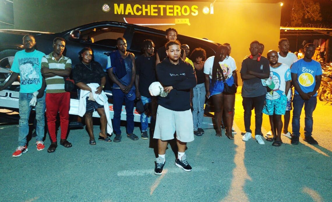 Arrestados tres dominicanos por presunto tráfico de migrantes indocumentados